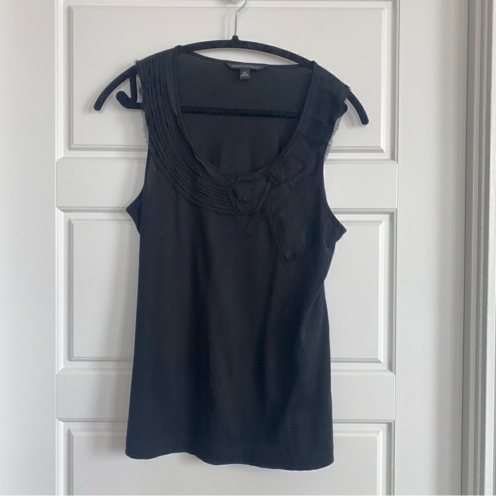 BANANA REPUBLIC black tank top